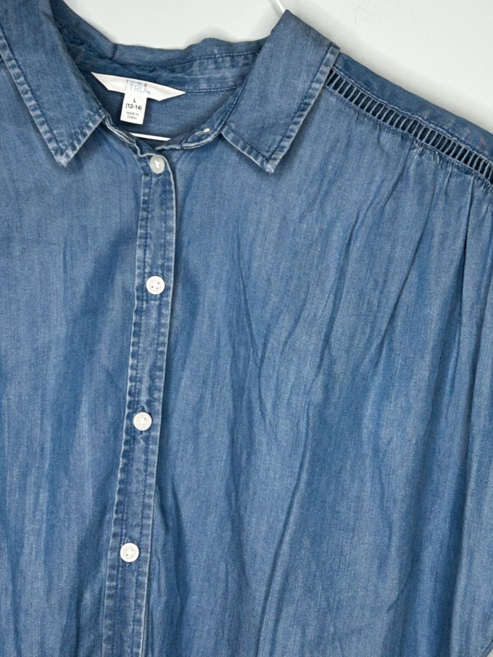 Time and Tru Denim-Look Button Front Shirt in Medium Blueโ